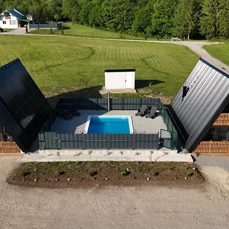 Grmec Lodge Podgradina