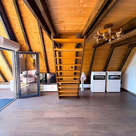 Grmec Lodge Podgradina