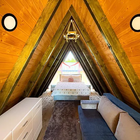 Lodge Grmec *